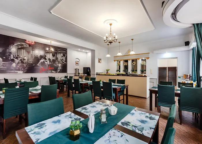 Hotel Bristol