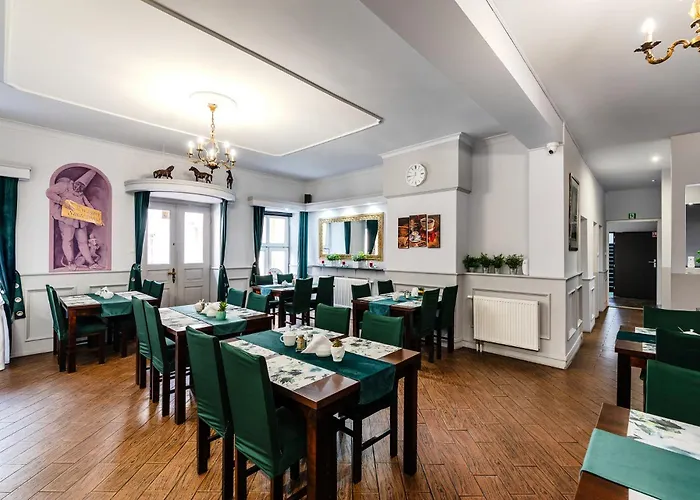 Hotel Bristol