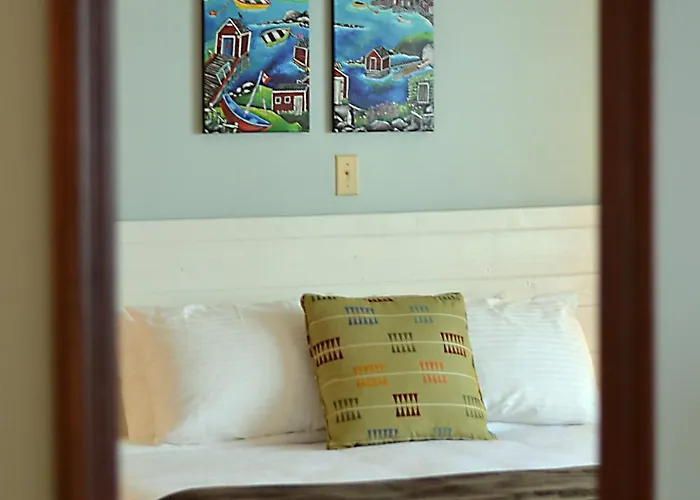 Anchor Inn Hotel&Suites
