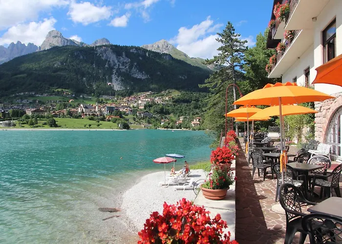 Lago Park Hotel
