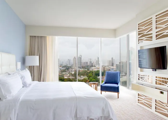 Global Hotel Panama