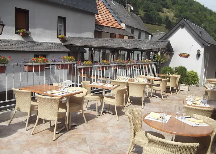 Logis Hôtel Restaurant Auberge de l'Isard