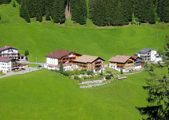 Hotel Alpenblume
