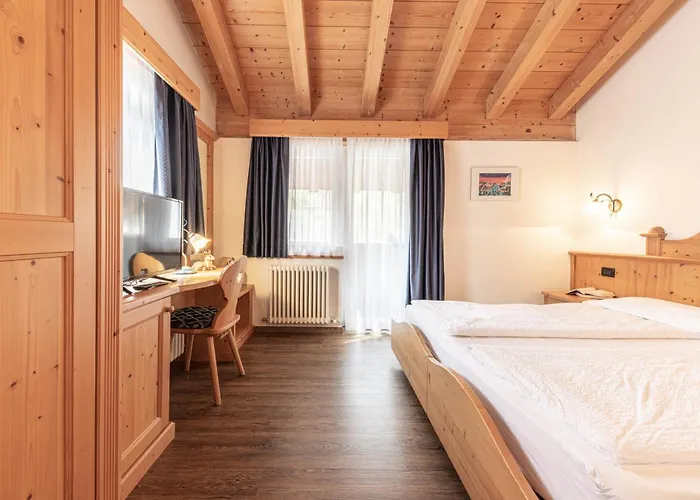 Hotel Siror