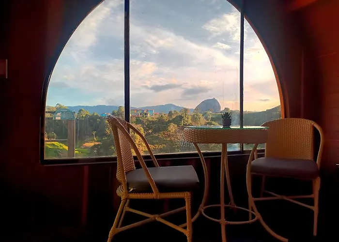 Glamping The Mountain Hotel Guatape