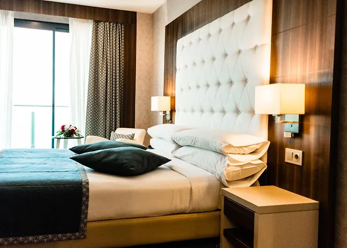 Az Hotels Montana