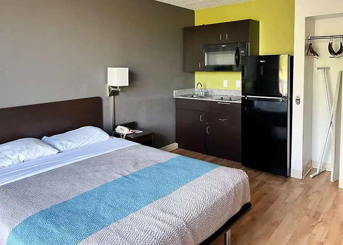 Studio 6 Suites Clarion, Pa