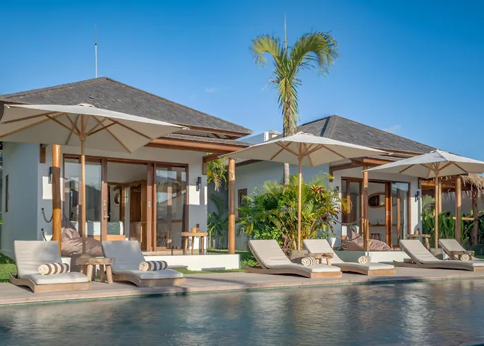 EHOA BALI Nyanyi Boutique Hotel - In front of entrance to NUANU