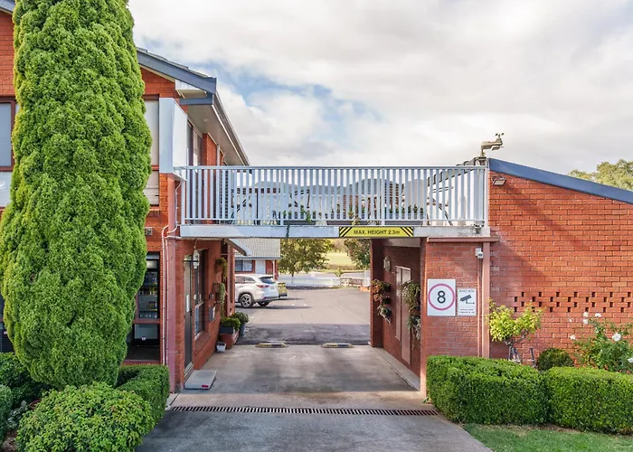 Roydons Motor Inn