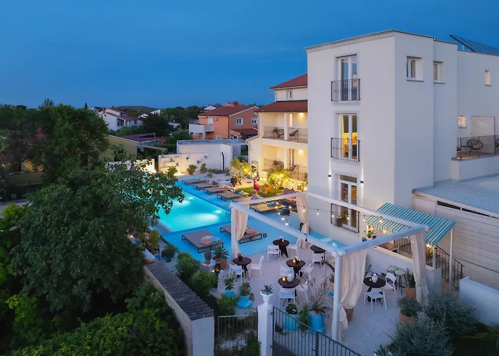 Gentlemen'S Hotel Zeus - Gaymen & Adults Only