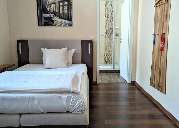 Altstadthotel Goldene Kugel