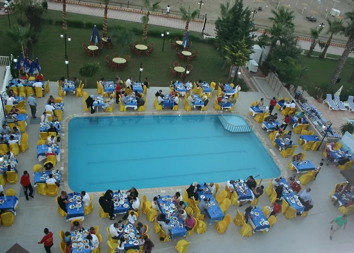 Admiral Hotel