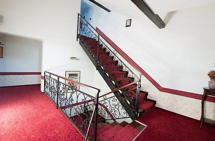 Hotel Ana