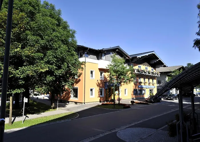 Hotel-Restaurant Schwaiger***
