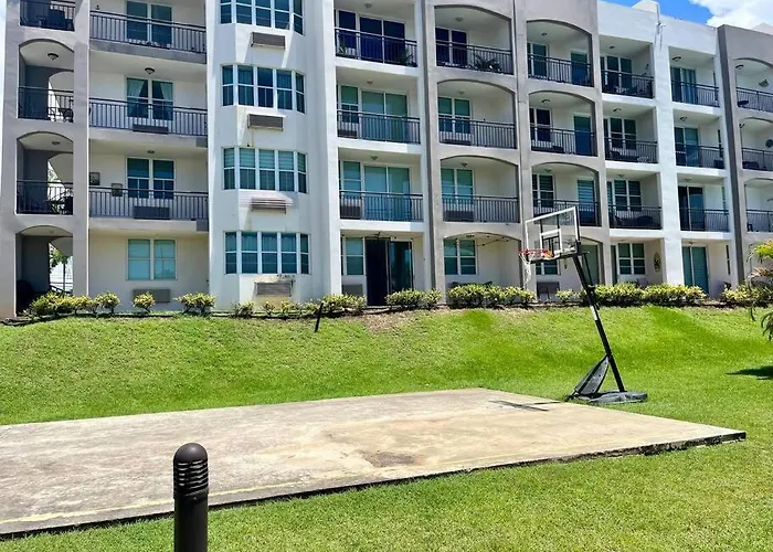 Lovely 2 Bedroom Condo With Pool And Beach Access