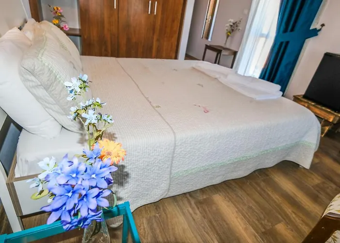 Karaburun Konak Hotel
