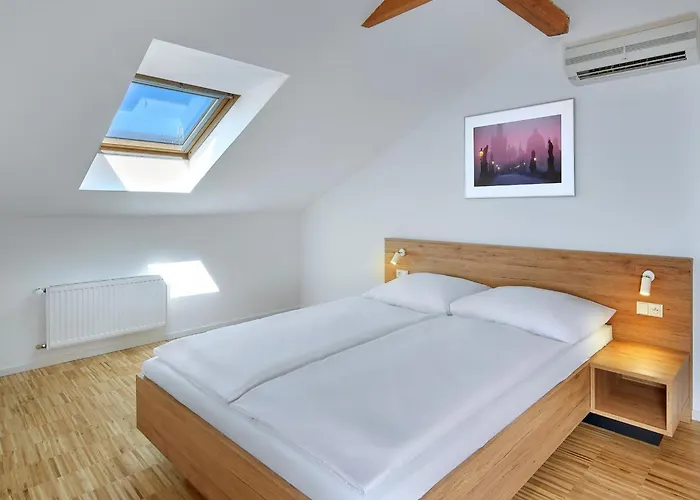 Downtown Suites Kodanska Prag