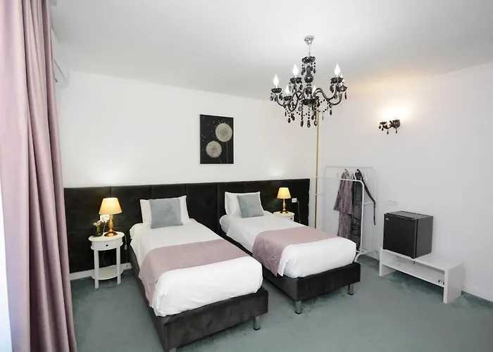 Hotel Andre'S