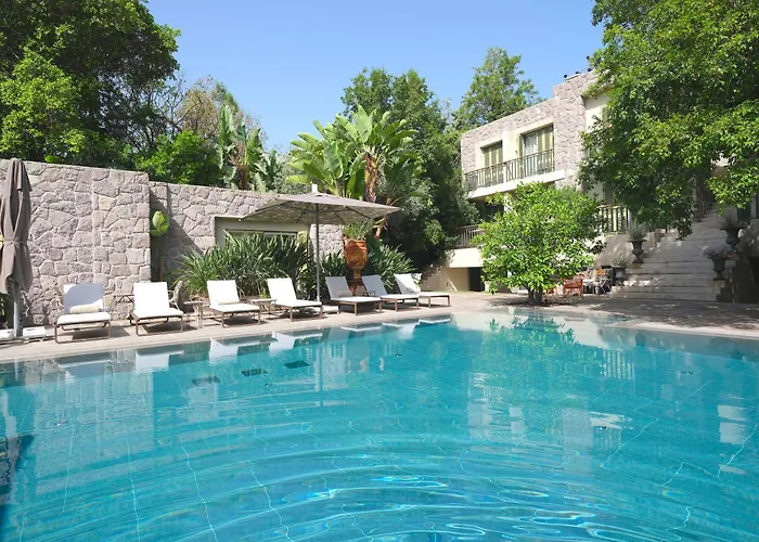 Bella Sombra Hotel