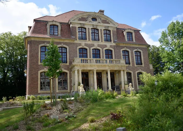 DOMITYS - Le château de la Pilule