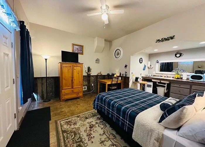 Salmon River Inn