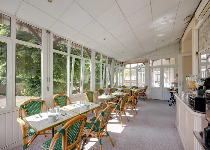 Nouvel Hotel