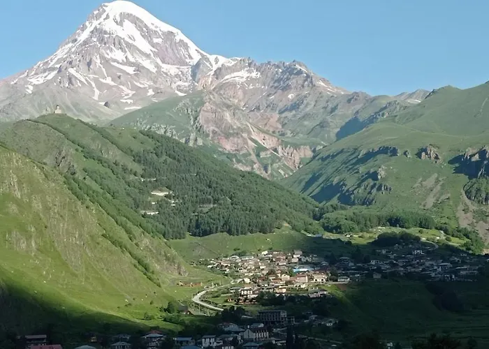 Kazbegi 4U