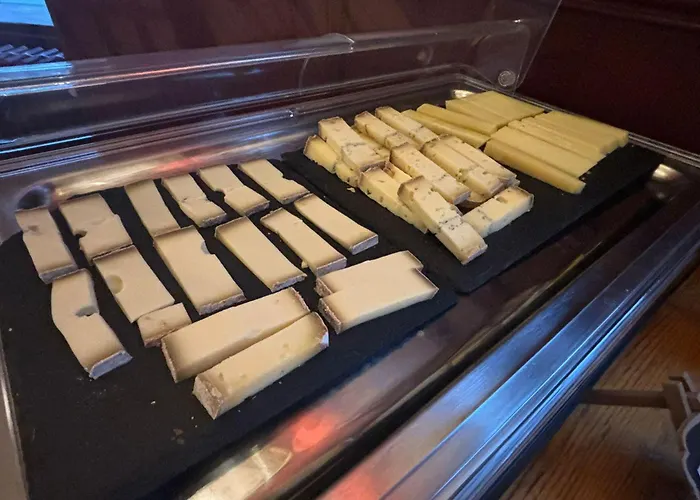Hôtel Terminus - Pizzeria Pizz'a gogo - salle de sport - face à la gare