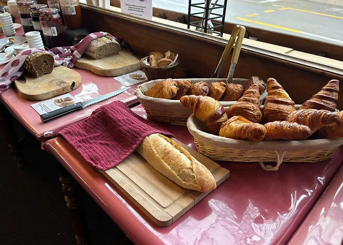 Hôtel Terminus - Pizzeria Pizz'a gogo - salle de sport - face à la gare