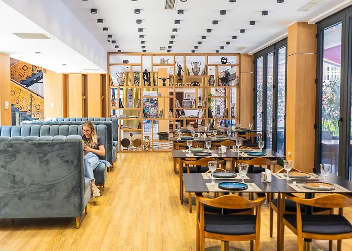 Mukhrantubani Boutique Hotel
