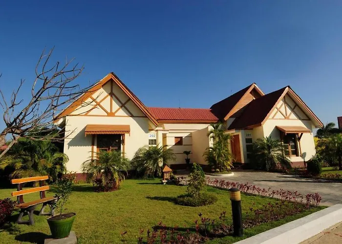 Myat Taw Win Hotel