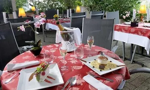 Logis Auberge des Vieux Chenes