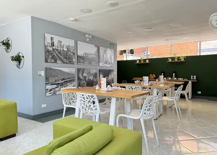 Poblado Park Guest House