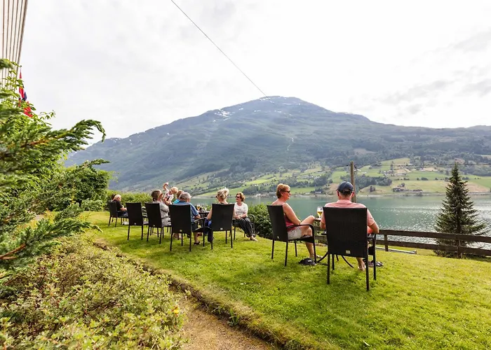 Olden Fjordhotel
