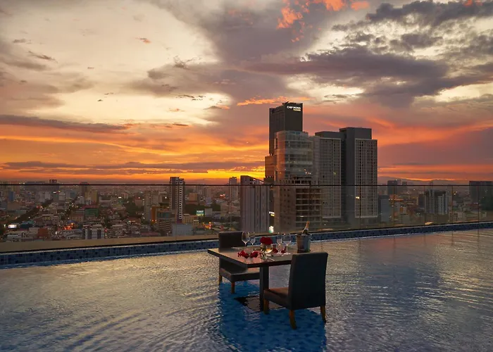 Luxcity Hotel & Apartment