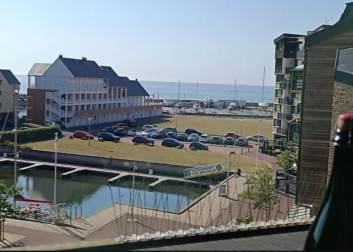 Studio neuf vue mer Marina Deauville