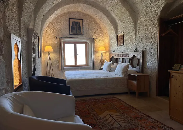 Kistar Cave Hotel