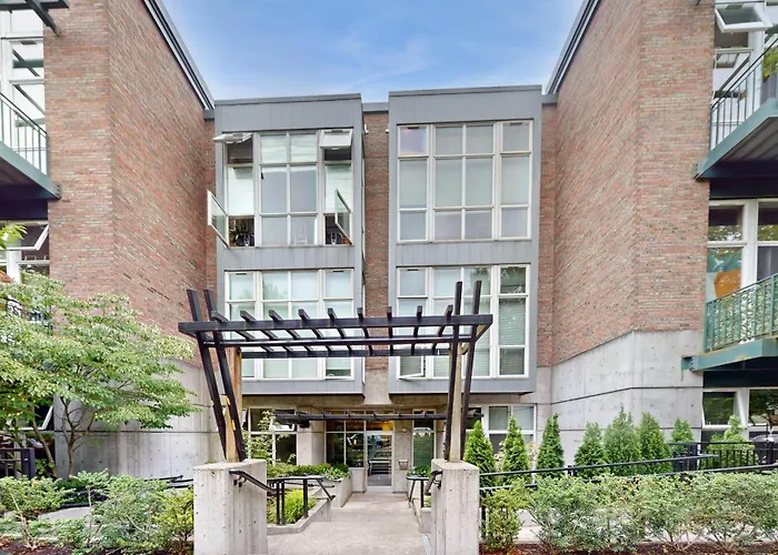 19Th Avenue Lofts Unit 213