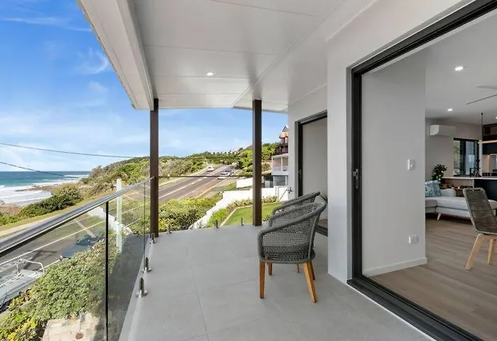 Spectacular Three Bays