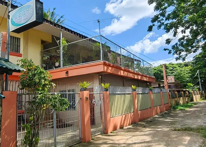 Las Residencias Bed And Breakfast