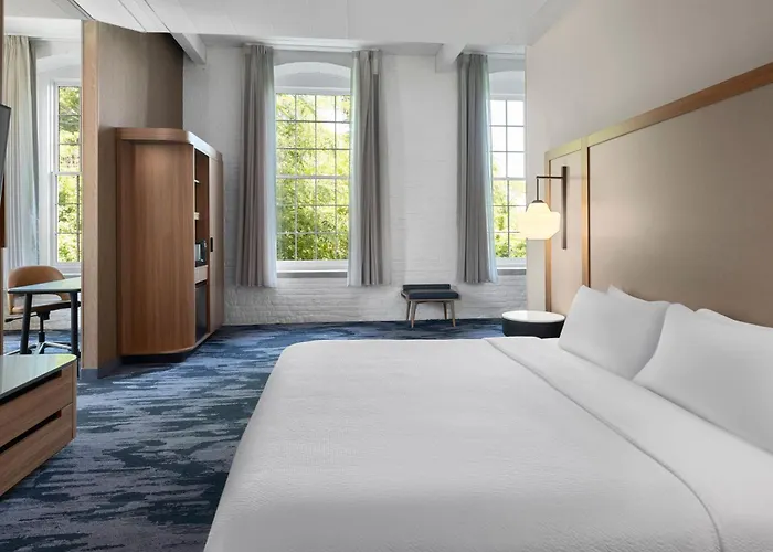 Fairfield Inn & Suites Madison Historic Eagle Cotton Mill