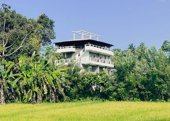 Ceylon'S House
