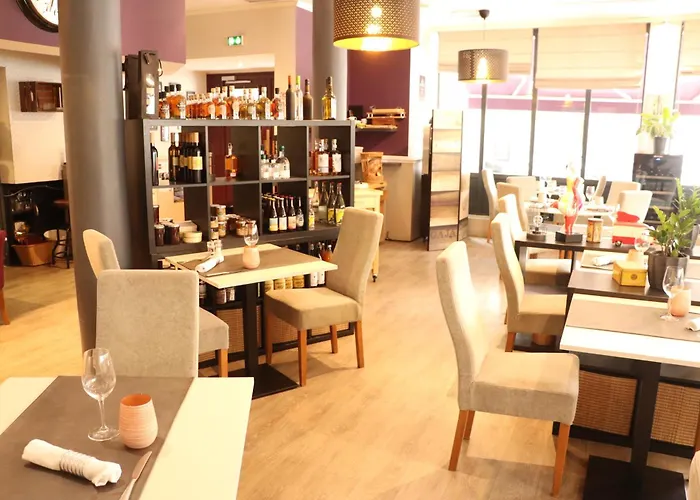 Logis Hotel-Restaurant La Coupe D'Or