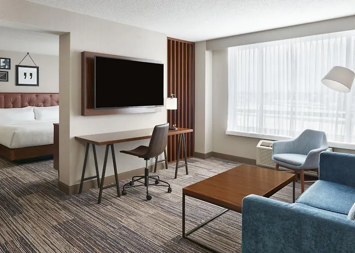 Four Points By Sheraton Point Edward Sarnia