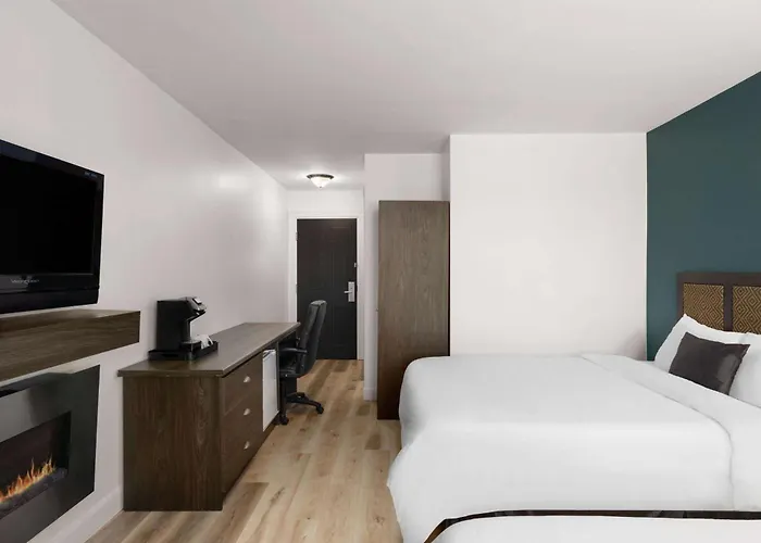 Travelodge By Wyndham Roberval