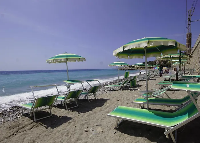 Hotel Lora