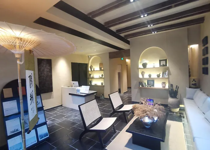 Yangshuo Lutong Hotel