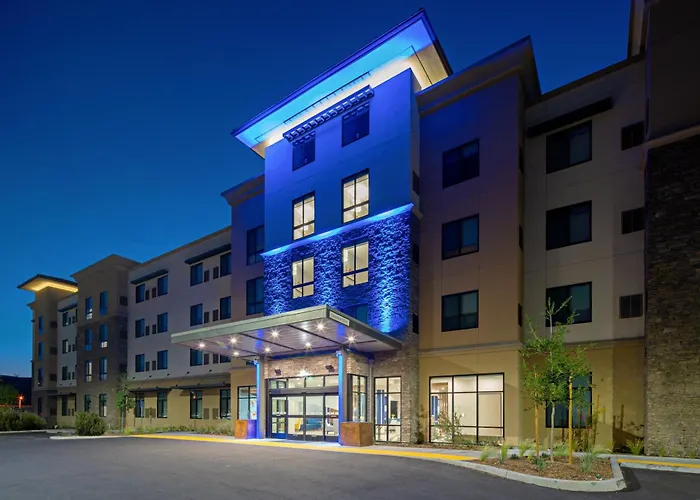 Holiday Inn Express&Suites - Valencia - Santa Clarita, an IHG Hotel