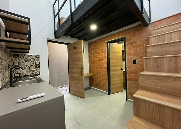 Hotel La Fábrica cerca al aeropuerto