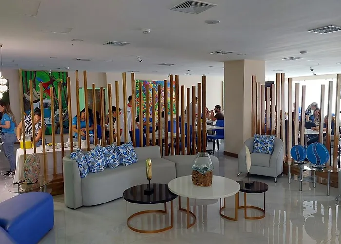 Hotel Puerto Limón CR